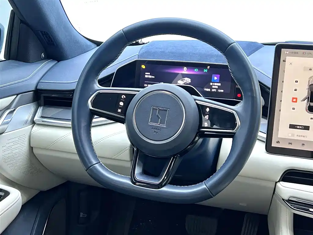 ZEEKR EXTREME KRYPTON 001