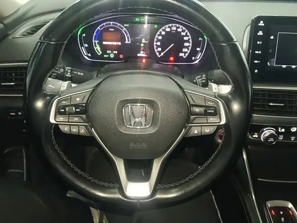 Honda Accord — миниатюра 11