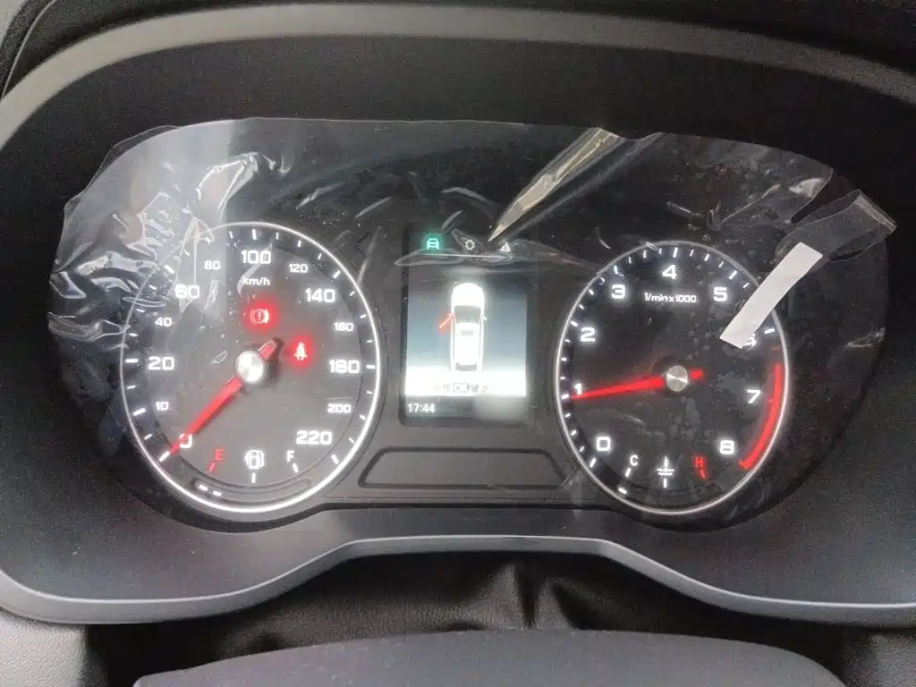 Roewe i5 — миниатюра 4