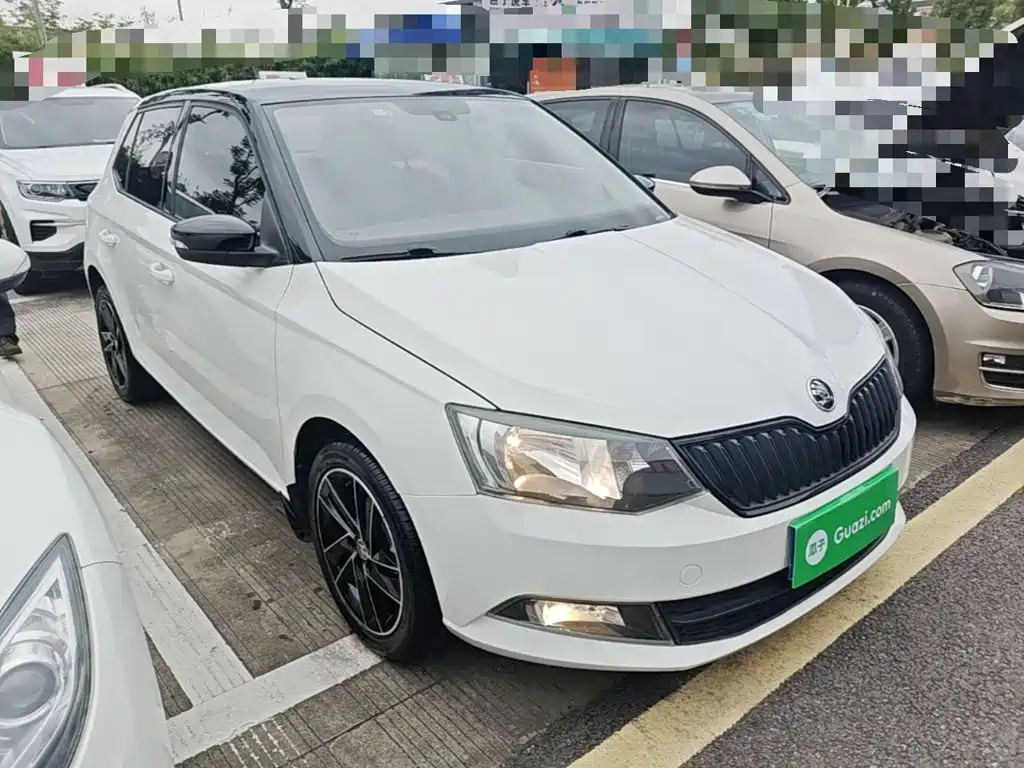 Skoda Fabia — миниатюра 4