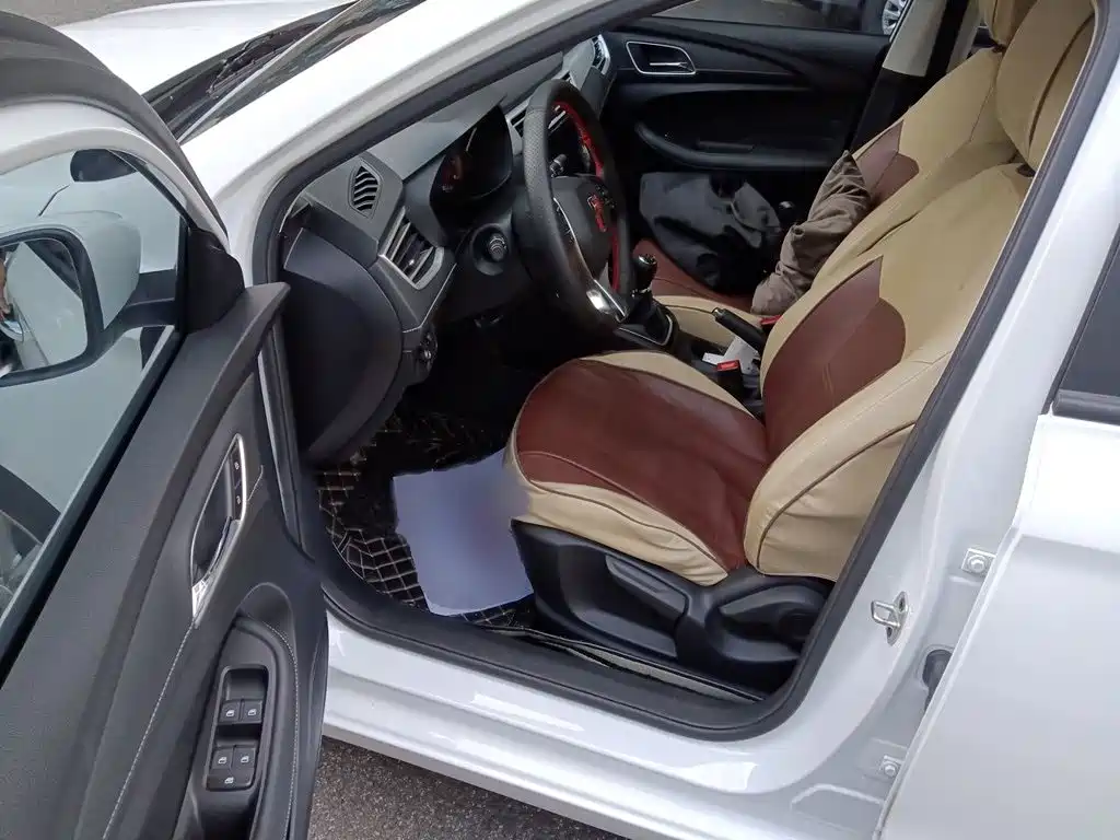 Roewe i5 — миниатюра 14