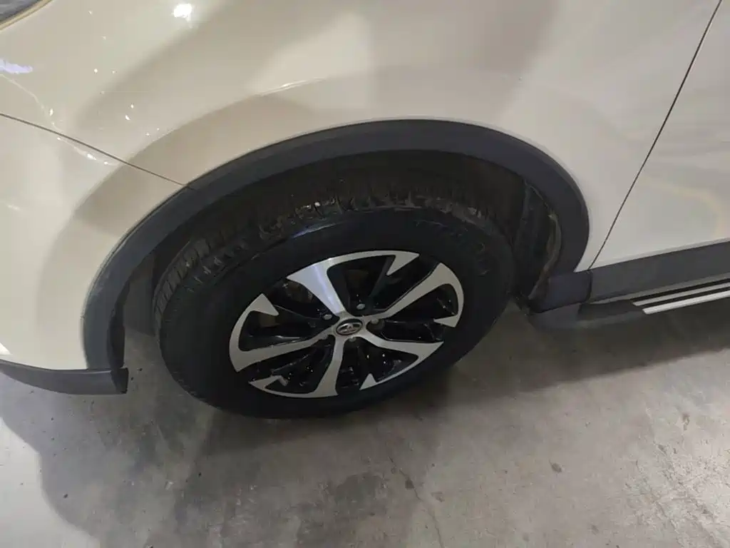 Toyota RAV4 — миниатюра 23