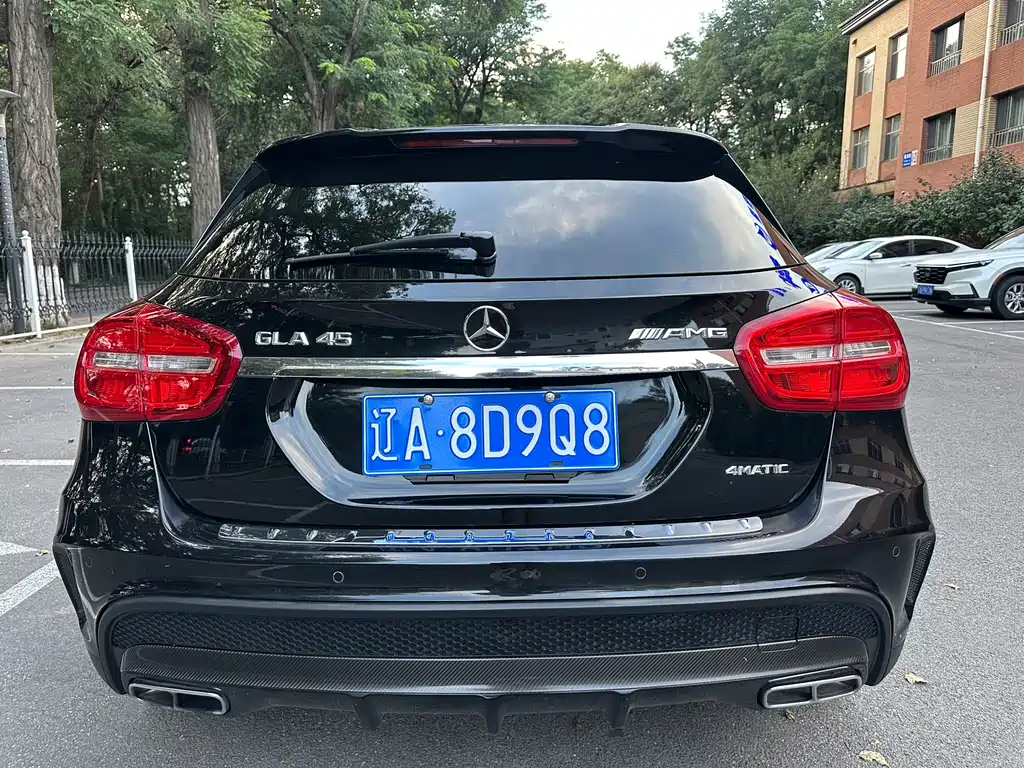 Mercedes-Benz GLA AMG — миниатюра 6