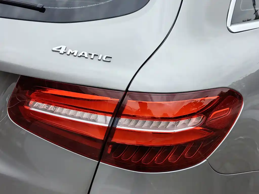 Mercedes-Benz GLC — миниатюра 10
