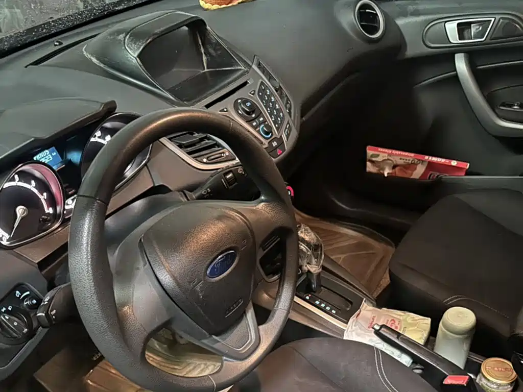 Ford Fiesta — миниатюра 9