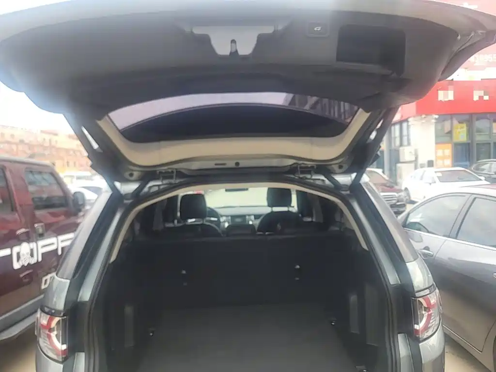 Land Rover Discovery Sport — миниатюра 19