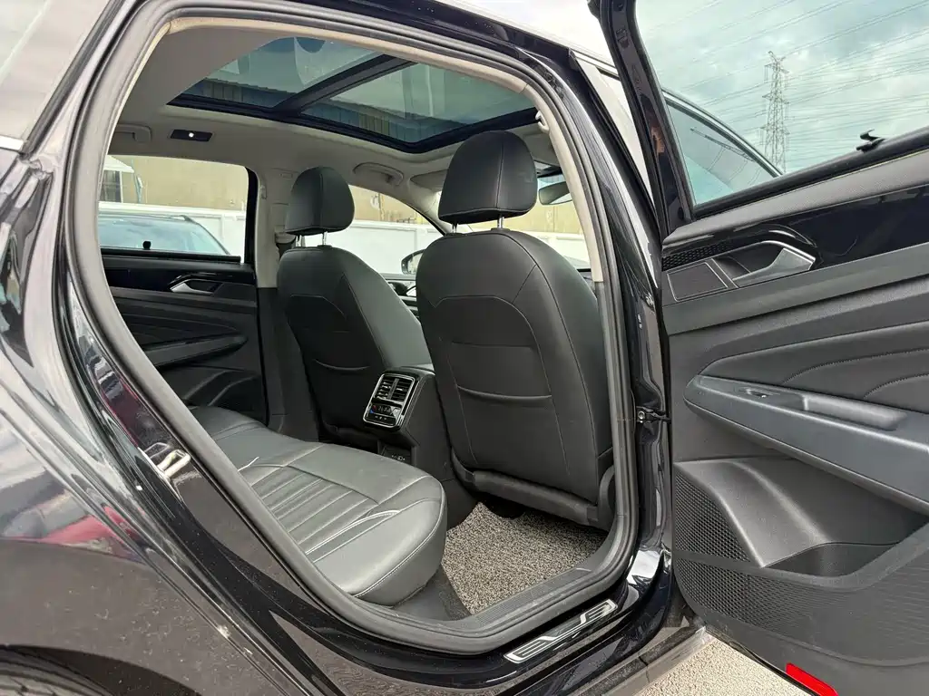 Volkswagen Passat — миниатюра 24