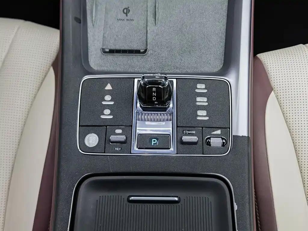 BYD Seal — миниатюра 13