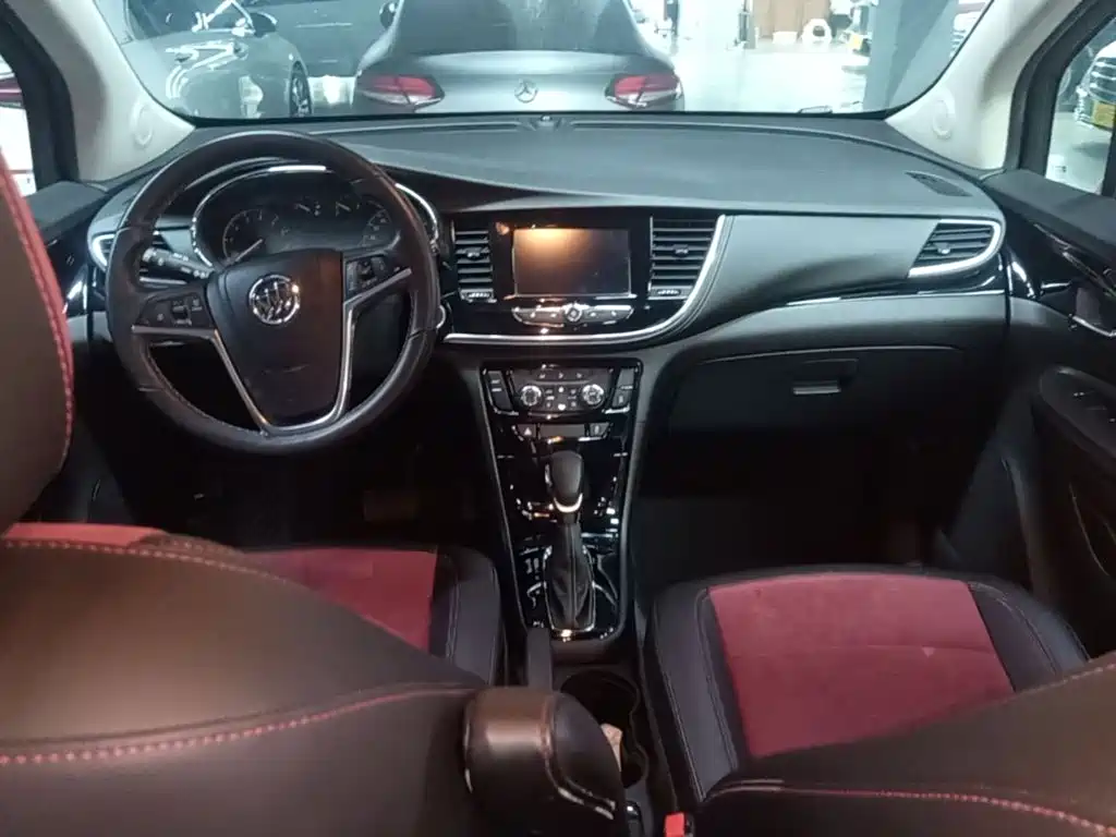 Buick Encore — миниатюра 10