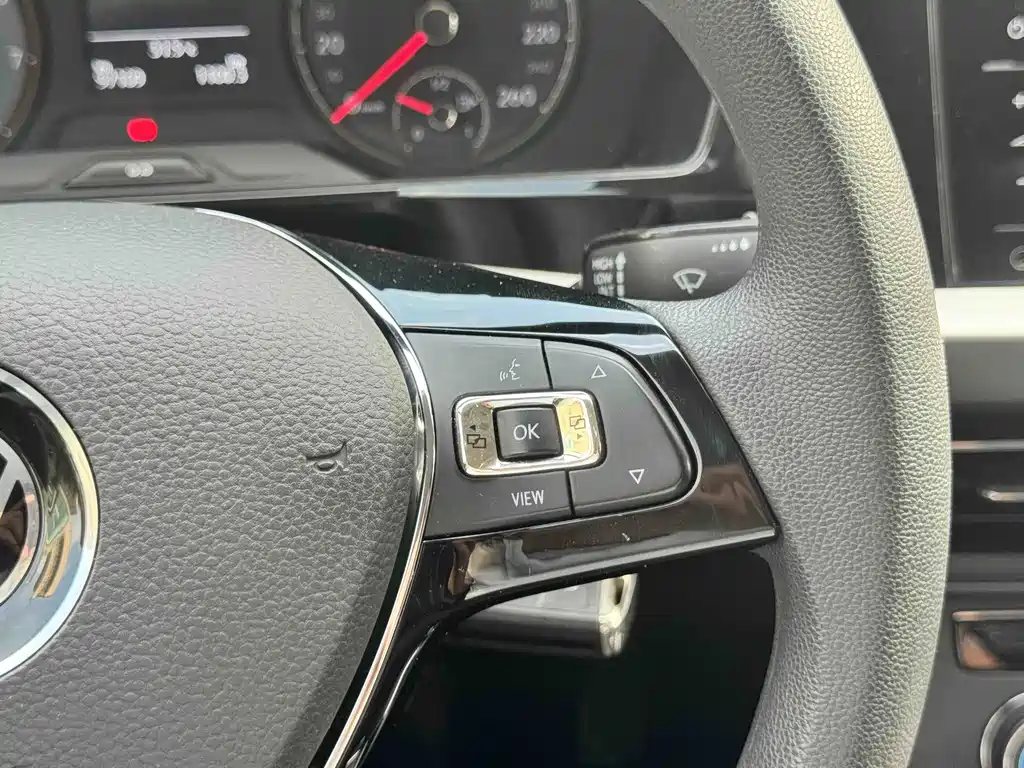 Volkswagen Lavida — миниатюра 16