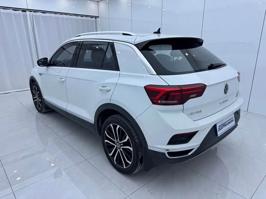 Volkswagen T-Roc — миниатюра 6
