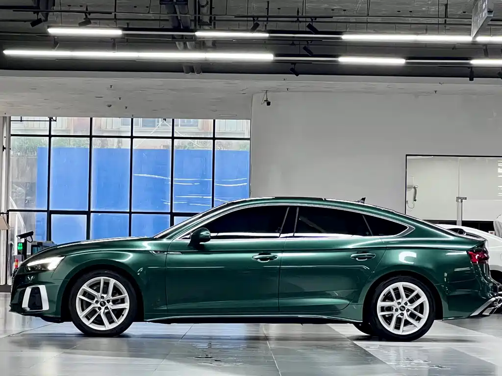Audi A5 (Import) — миниатюра 8