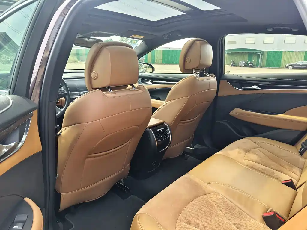 Buick LaCrosse — миниатюра 10