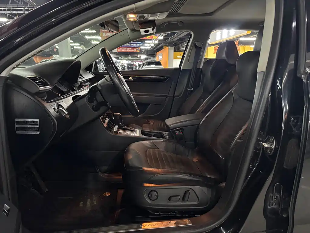 Volkswagen Magotan — миниатюра 4