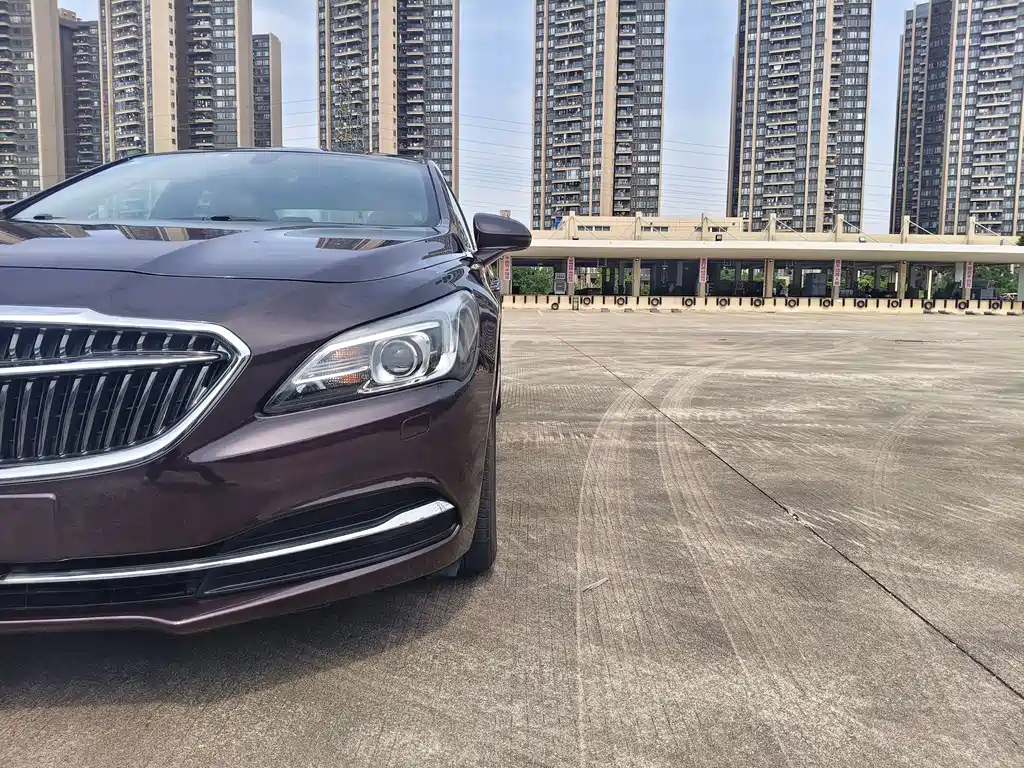 Buick LaCrosse — миниатюра 17