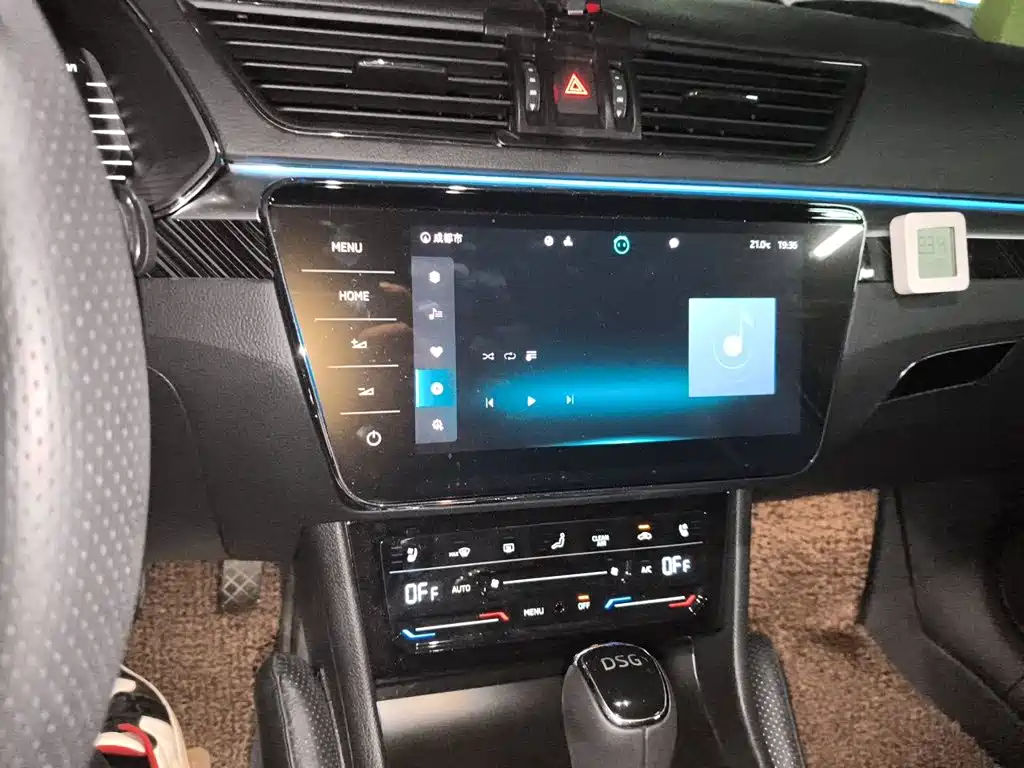 Skoda Superb — миниатюра 14