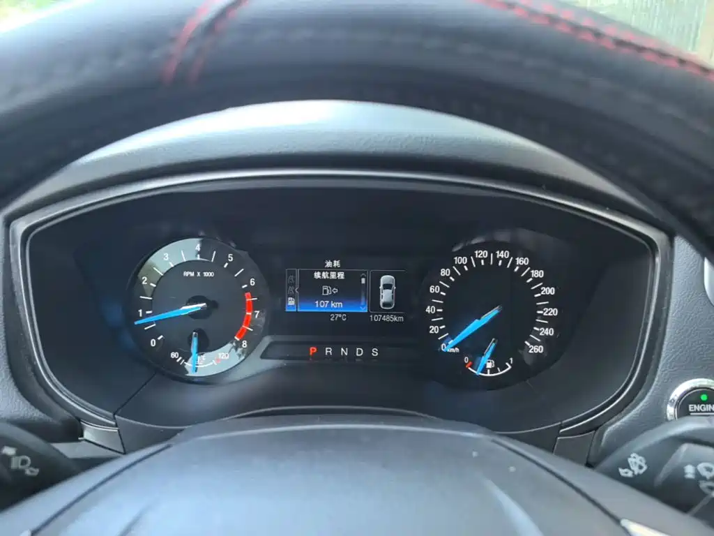 Ford Mondeo — миниатюра 12