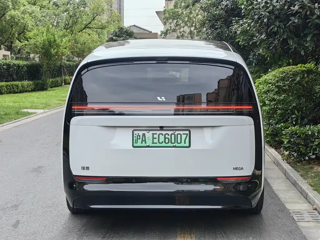 Li Auto IDEAL MEGA