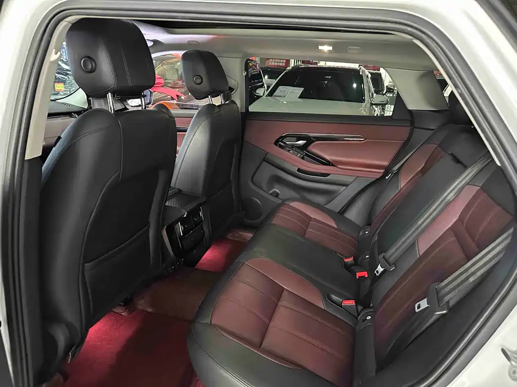 Land Rover Evoque — миниатюра 13