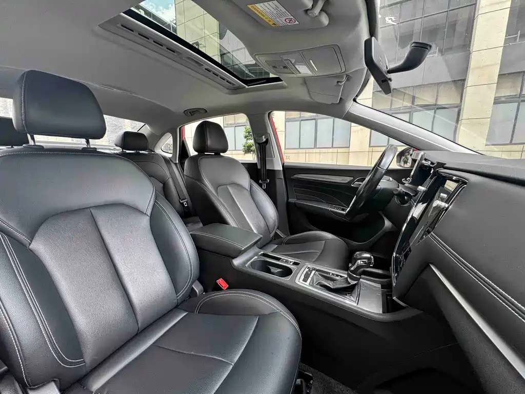 Roewe i6 Classic — миниатюра 17