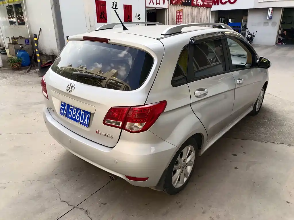 BAIC E-Series — миниатюра 20