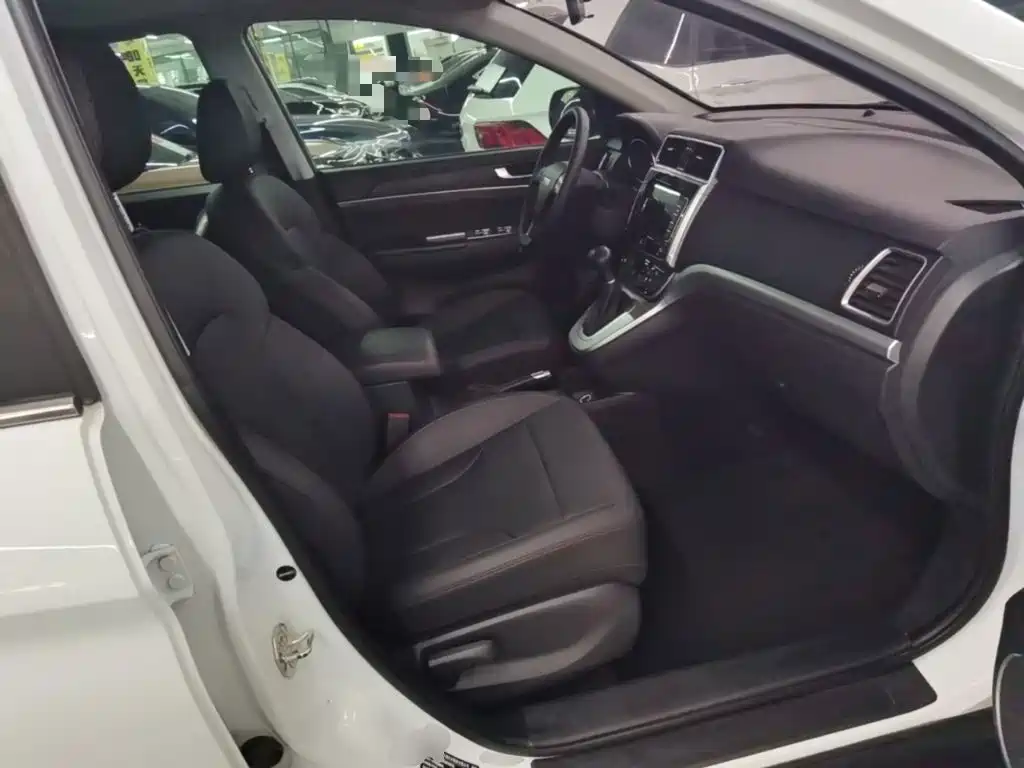 Haval M6 — миниатюра 25