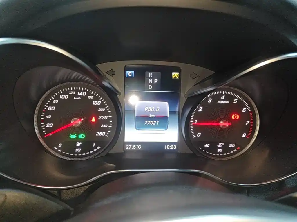 Mercedes-Benz C-Class — миниатюра 12