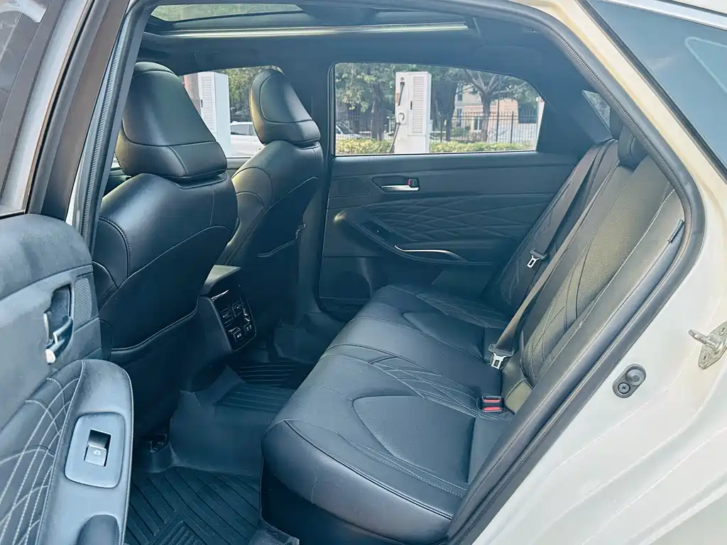 Toyota Avalon — миниатюра 15