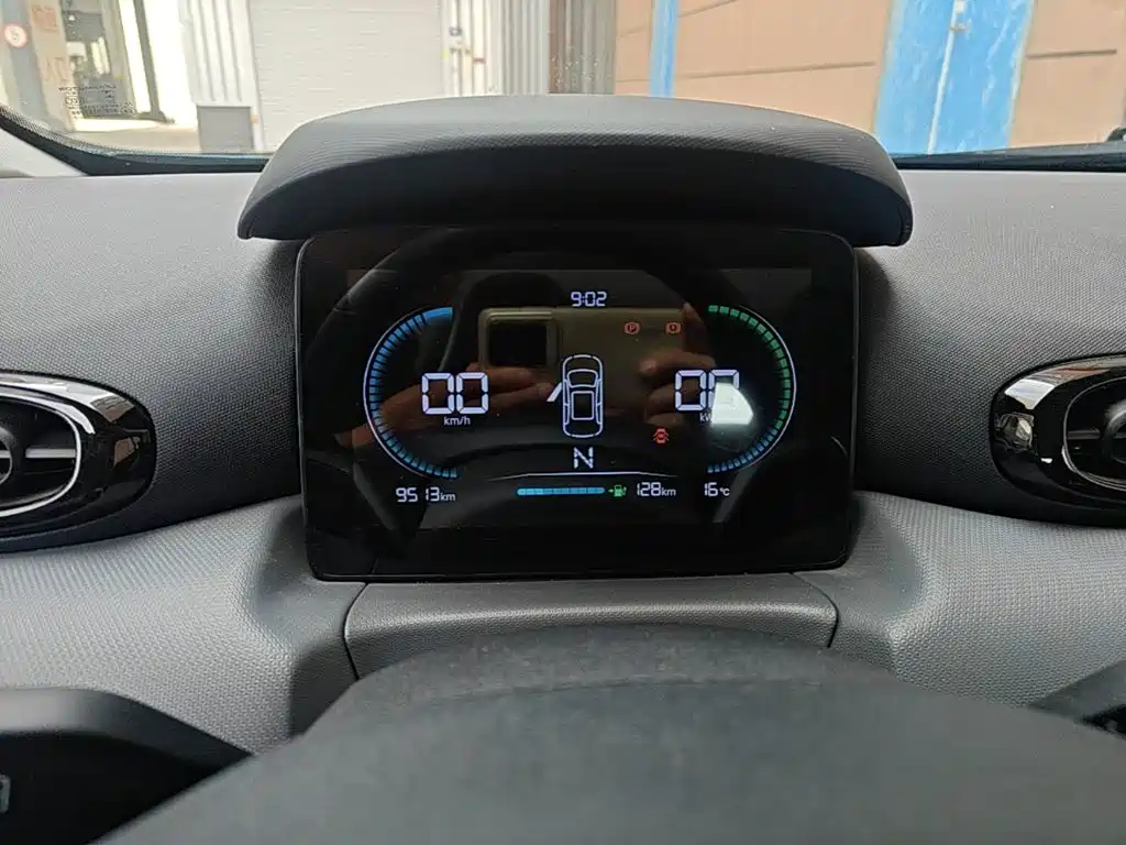 Leapmotor Leapmotor T03 — миниатюра 12