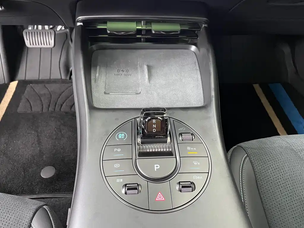 BYD Seal — миниатюра 12
