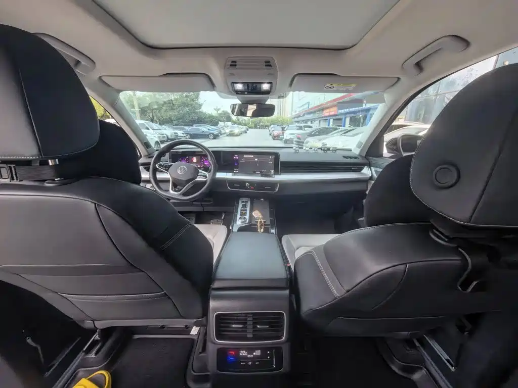 Volkswagen Tavendor — миниатюра 4