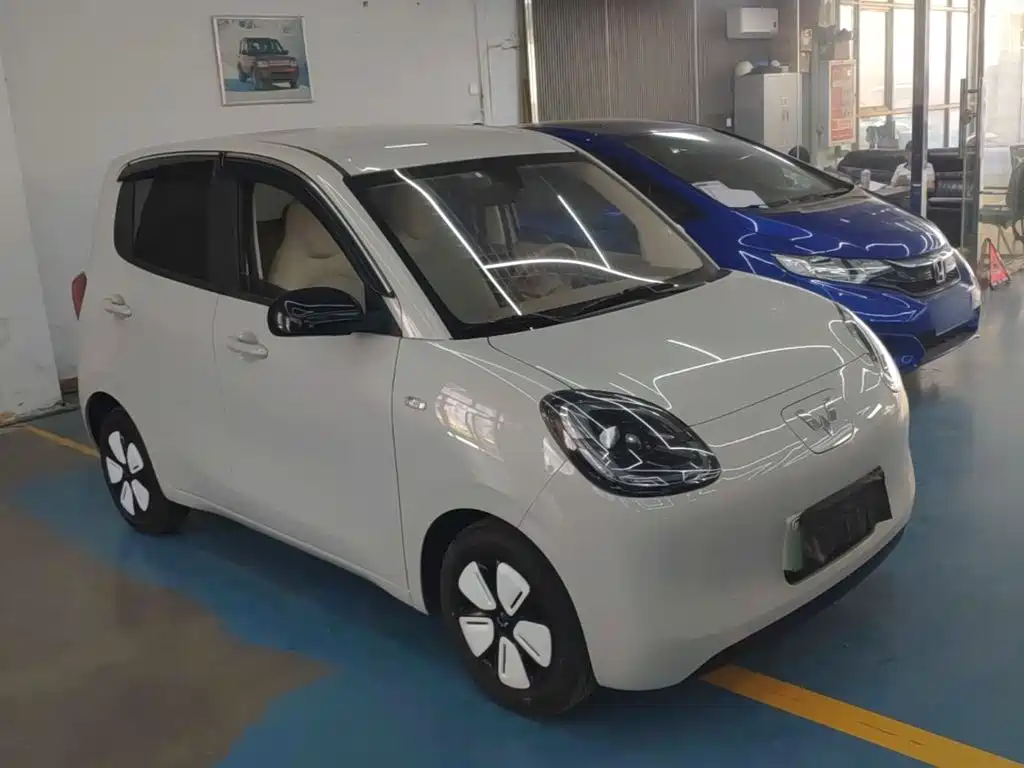 Wuling MINIEV — миниатюра 4