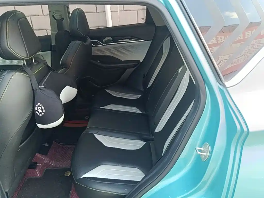 Geely Binyue — миниатюра 17