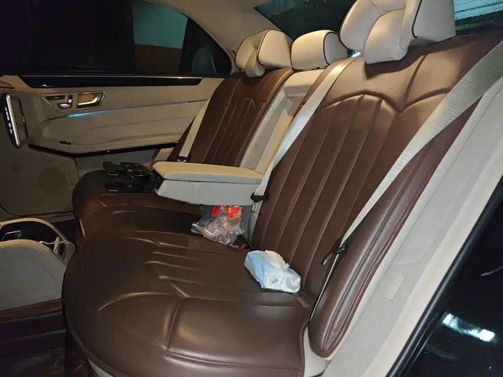 Mercedes-Benz E-Class — миниатюра 15