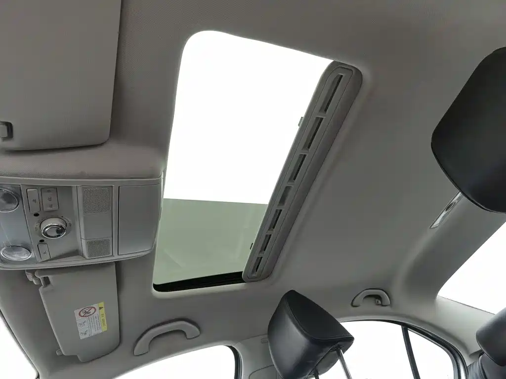 Volkswagen Sagitar — миниатюра 14