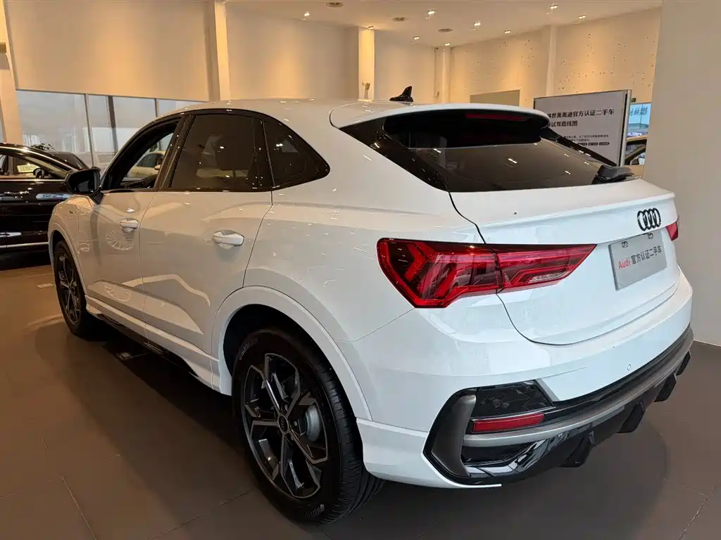 Audi Q3 Sportback 2024 40 TFSI Fashion