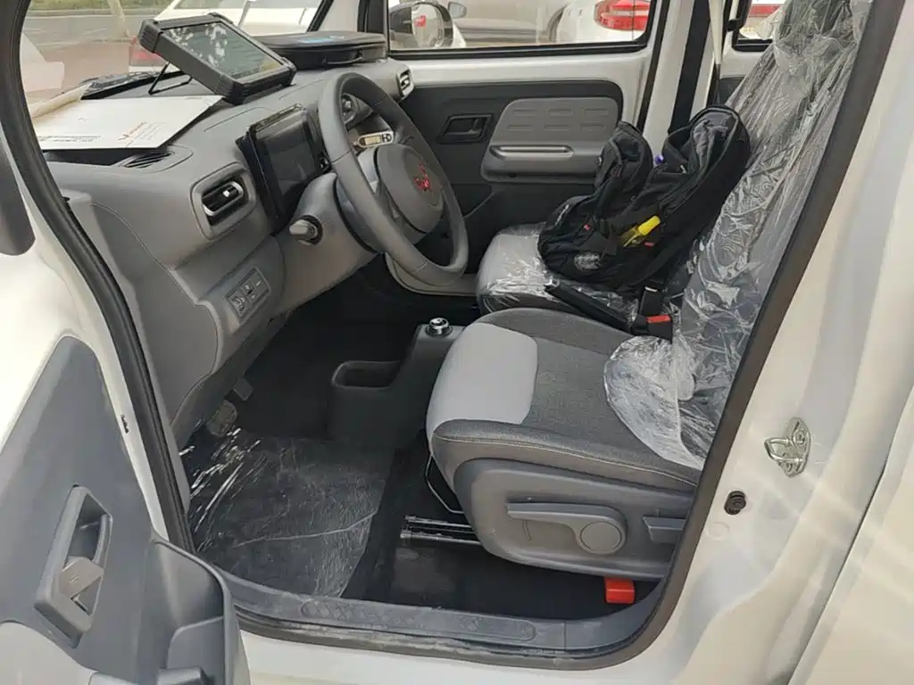 Wuling Zhiguang EV — миниатюра 15