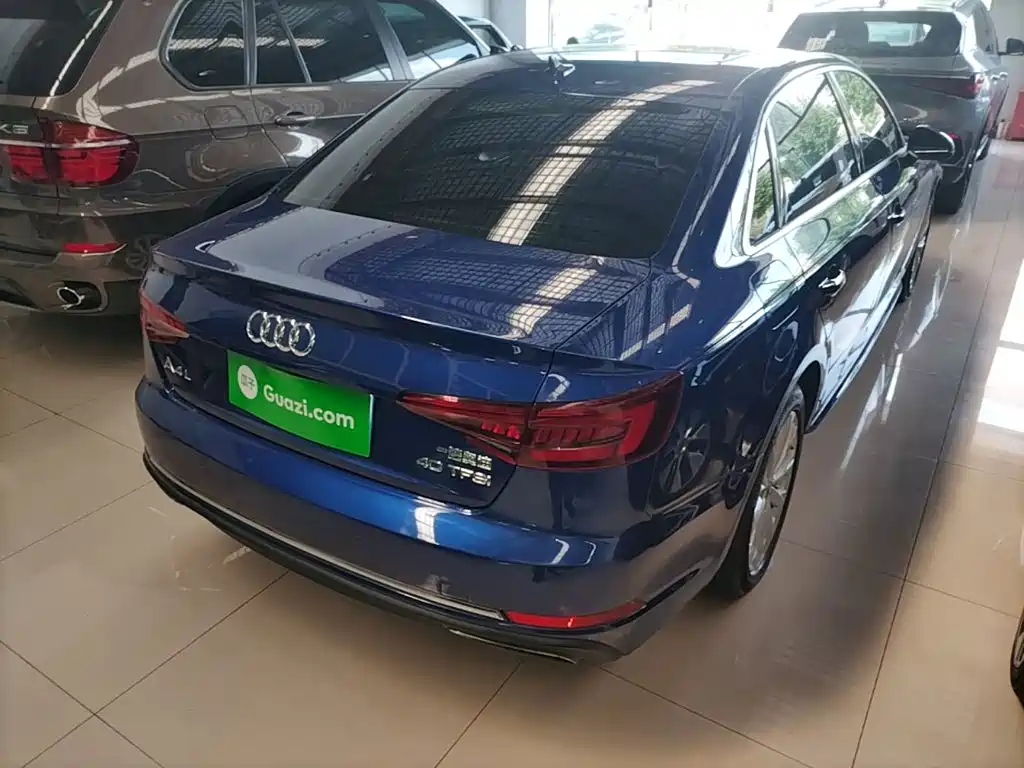 Audi A4L — миниатюра 7