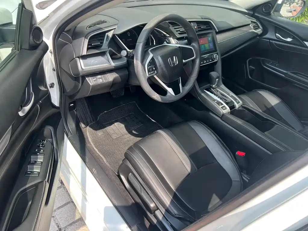 Honda Civic — миниатюра 11
