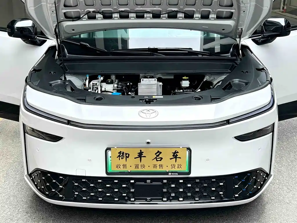 Toyota bZ3X — миниатюра 13