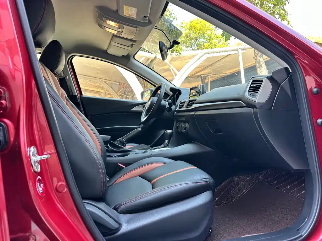 Mazda 3 Axela — миниатюра 17