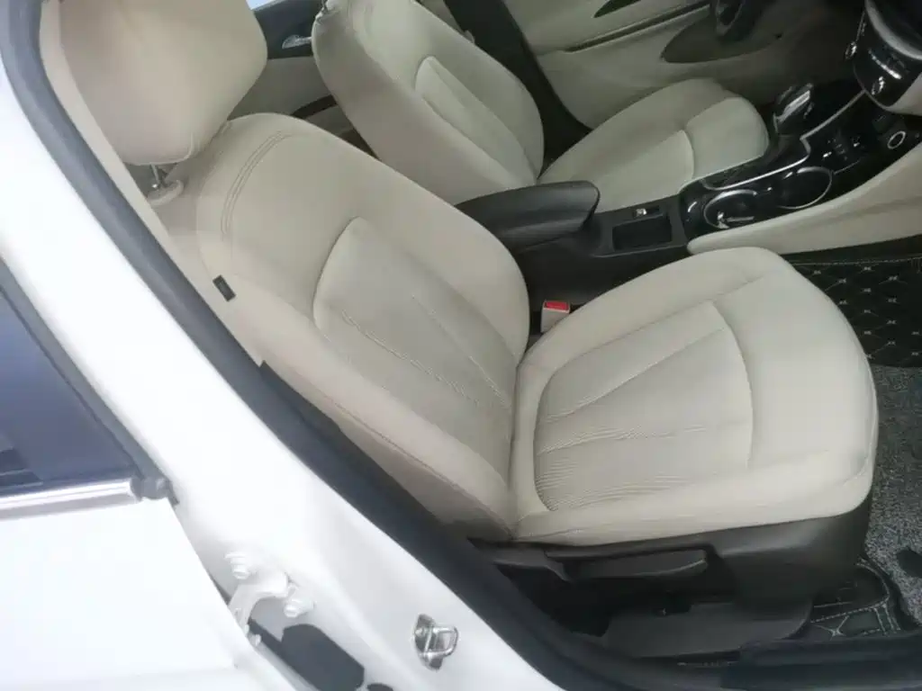 Buick Verano — миниатюра 25