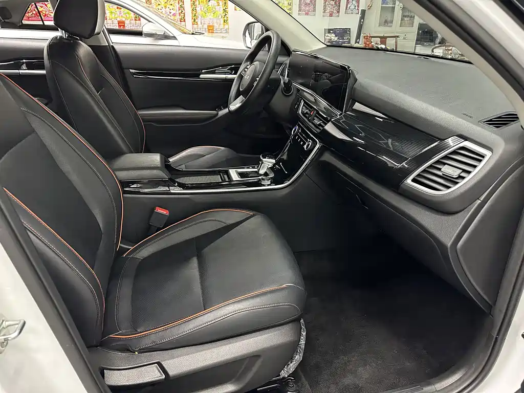 Kia Seltos — миниатюра 7