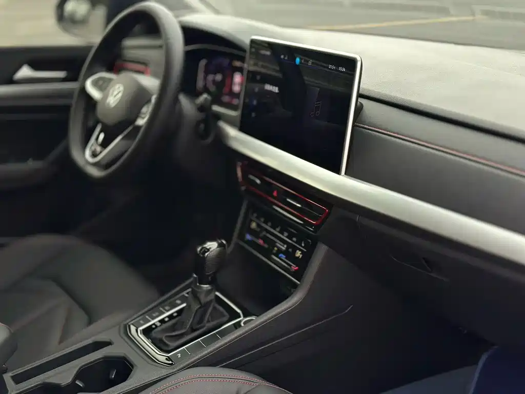 Volkswagen Lavida — миниатюра 9