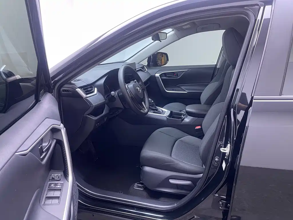 Toyota Wildlander — миниатюра 11