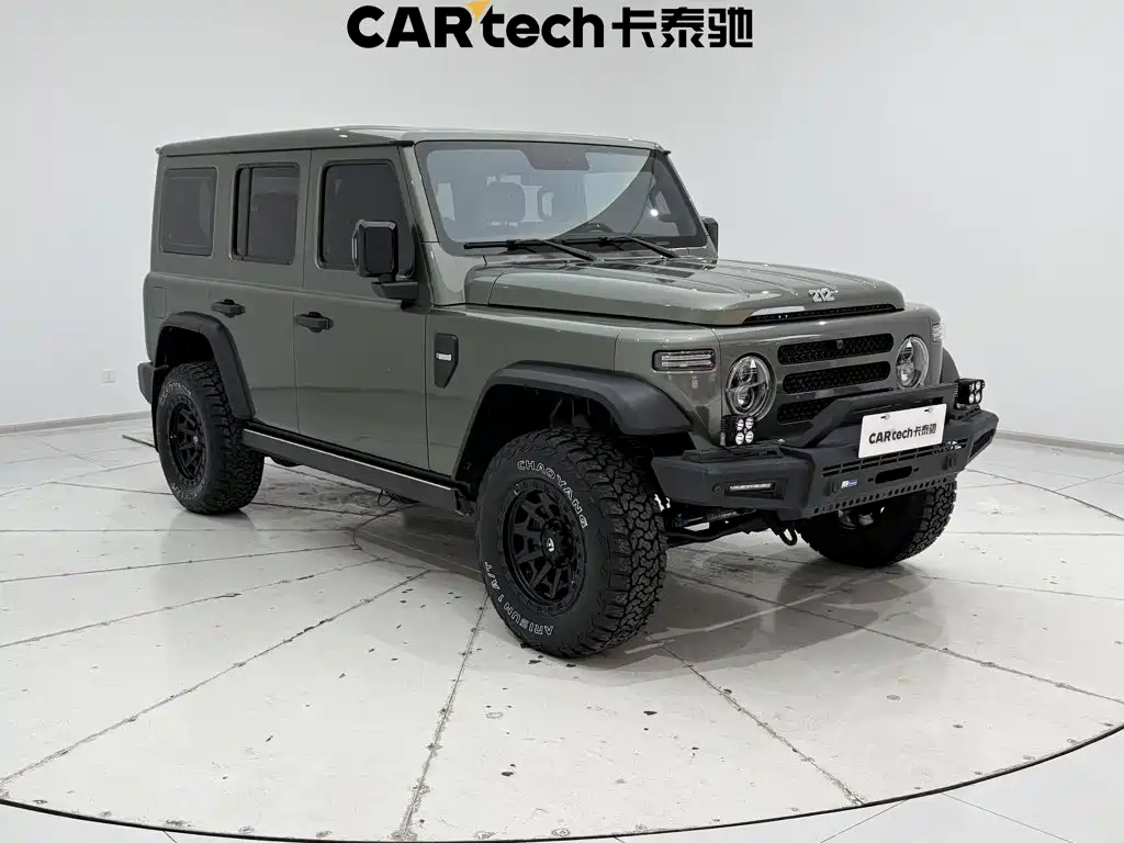 212 212 T01 — миниатюра 2