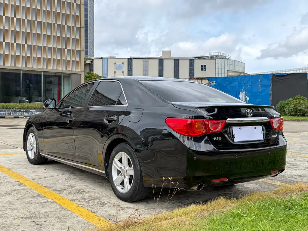 Toyota Reiz 2.5S Grace Essence Edition, фото 6