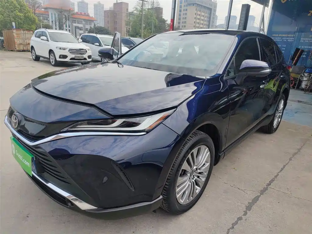 Toyota Harrier 2021