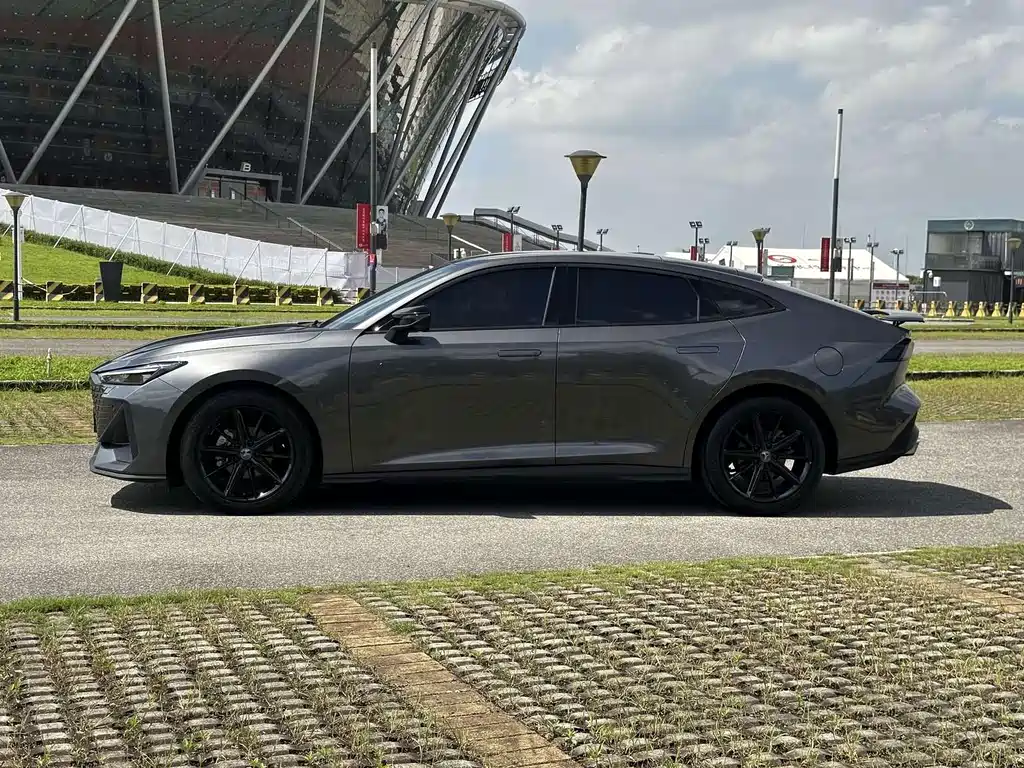 Changan UNI-V — миниатюра 5