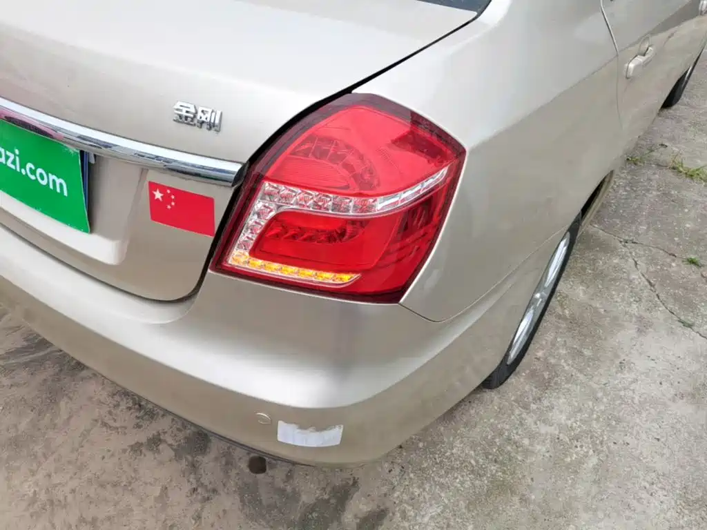 Geely King Kong — миниатюра 8